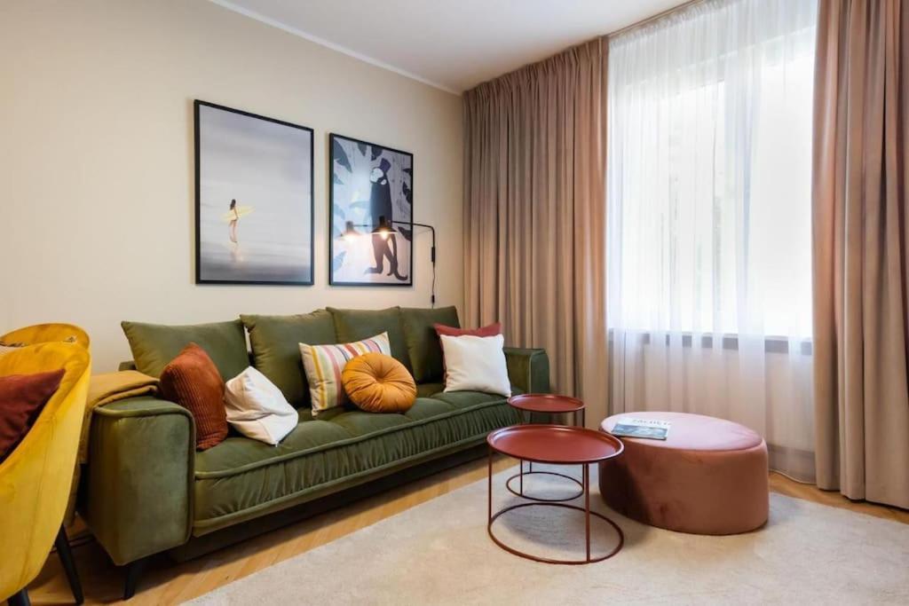 Eclectic City Apartment Near Old Town Varsóvia Exterior foto