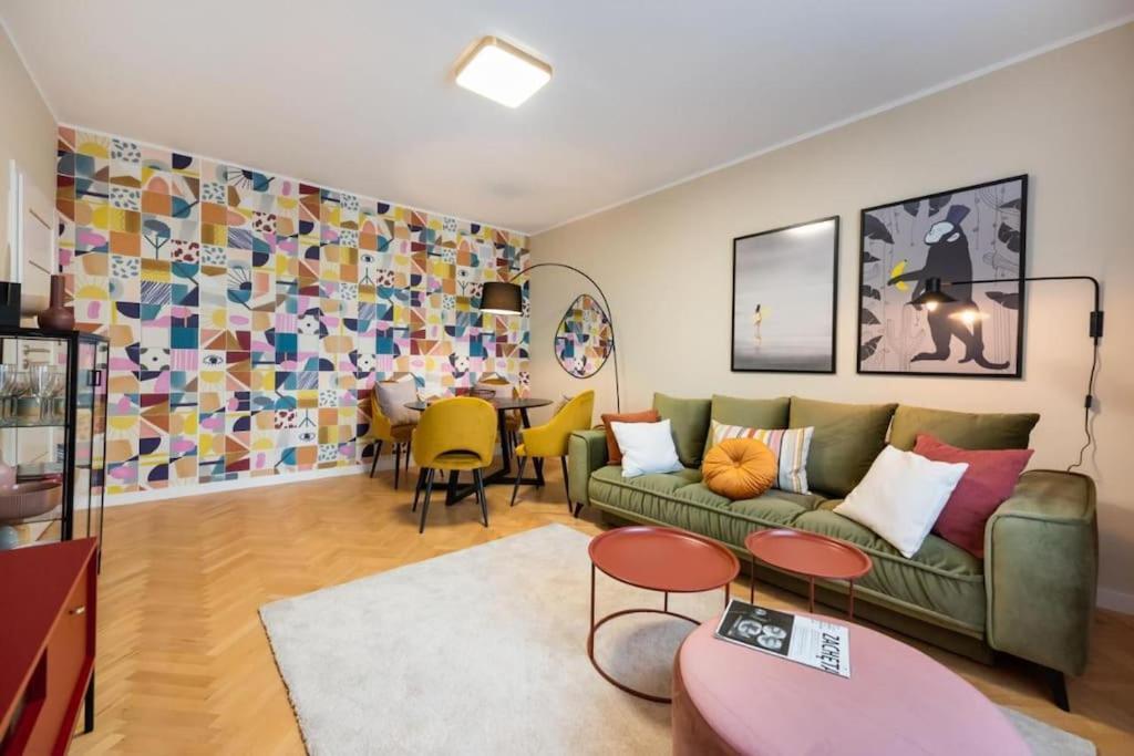 Eclectic City Apartment Near Old Town Varsóvia Exterior foto